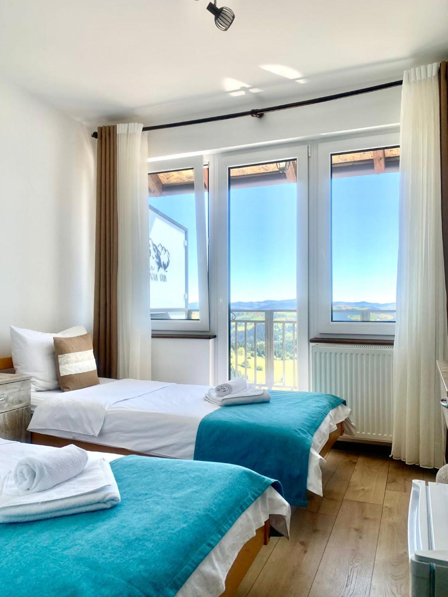Konak Vuk Nova Varos Bagian luar foto