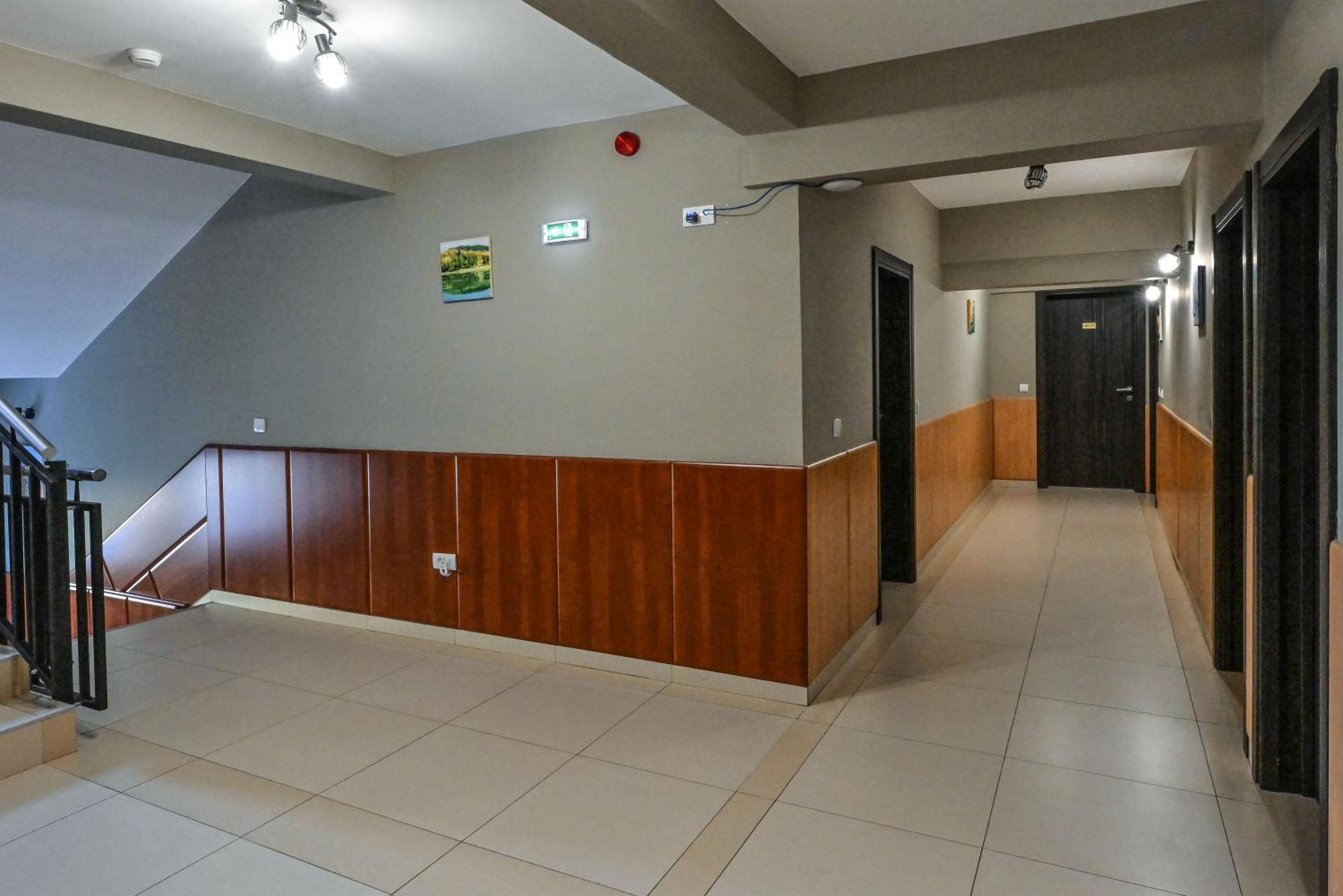 Konak Vuk Nova Varos Bagian luar foto